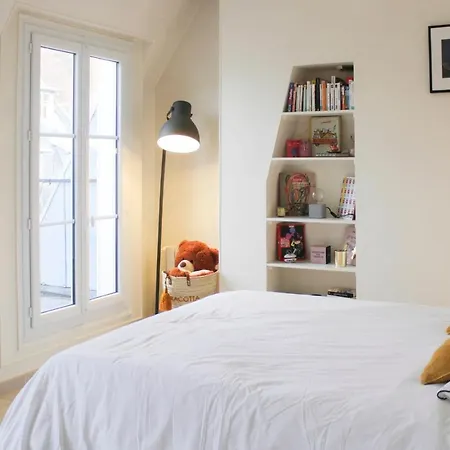 26 M Cocoon With Eiffel Tower View Apartman Párizs