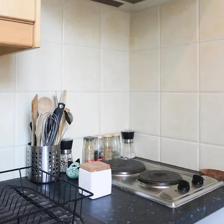 26 M Cocoon With Eiffel Tower View *