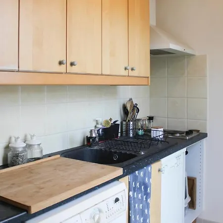 26 M Cocoon With Eiffel Tower View