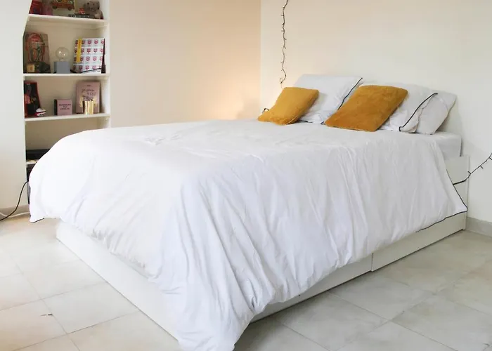 Appartement 26 M Cocoon With Eiffel Tower View Parijs